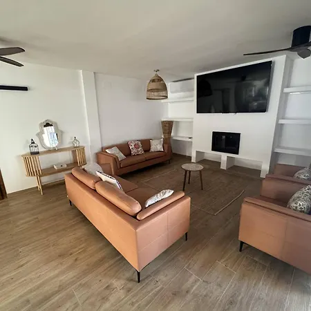 Corona Beach Villa